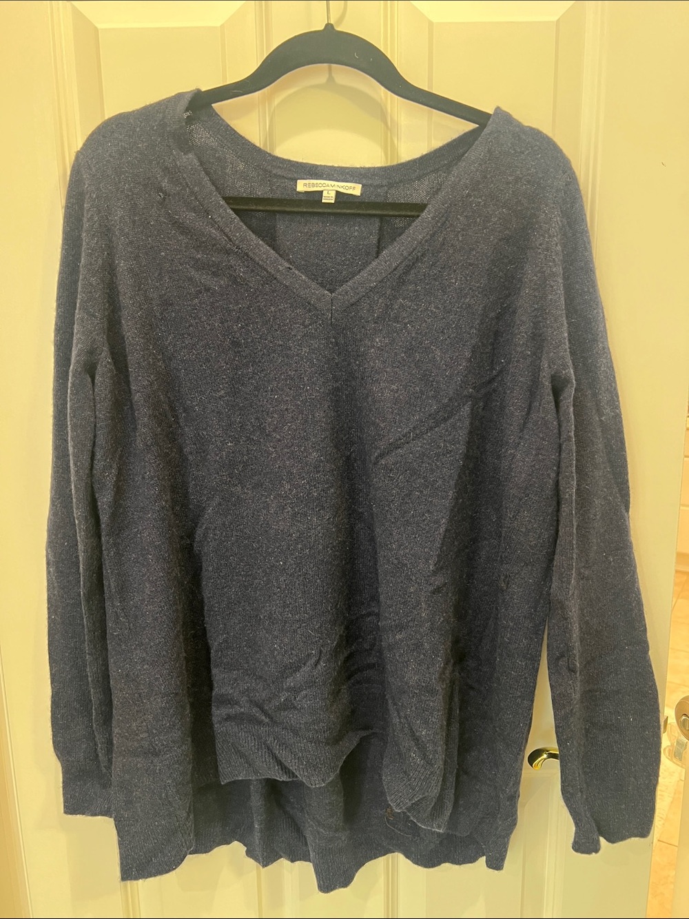 Rebecca Minkoff Dark Navy V-Neck Pullover Sweater cashmere